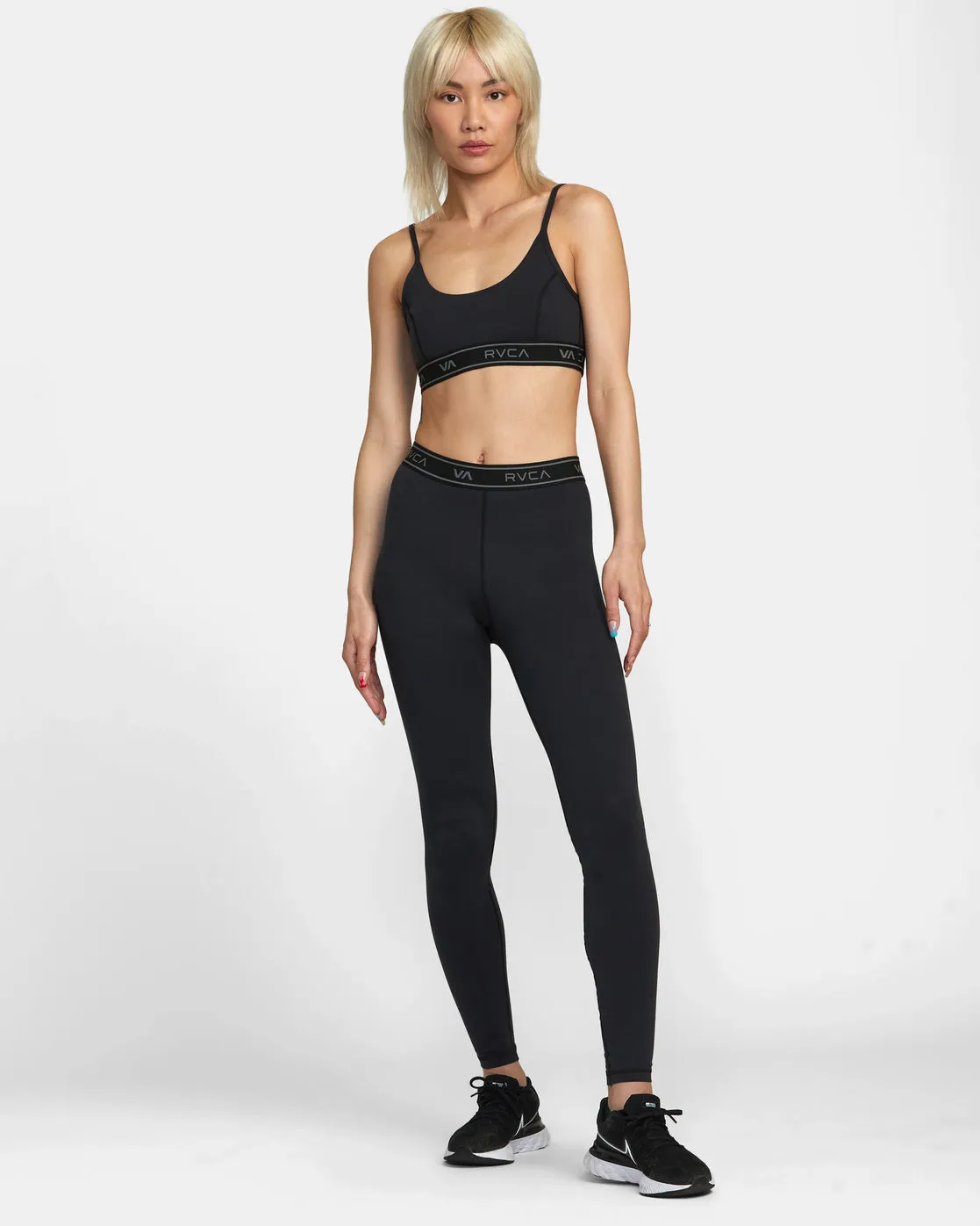 Base Sports Bra - Black