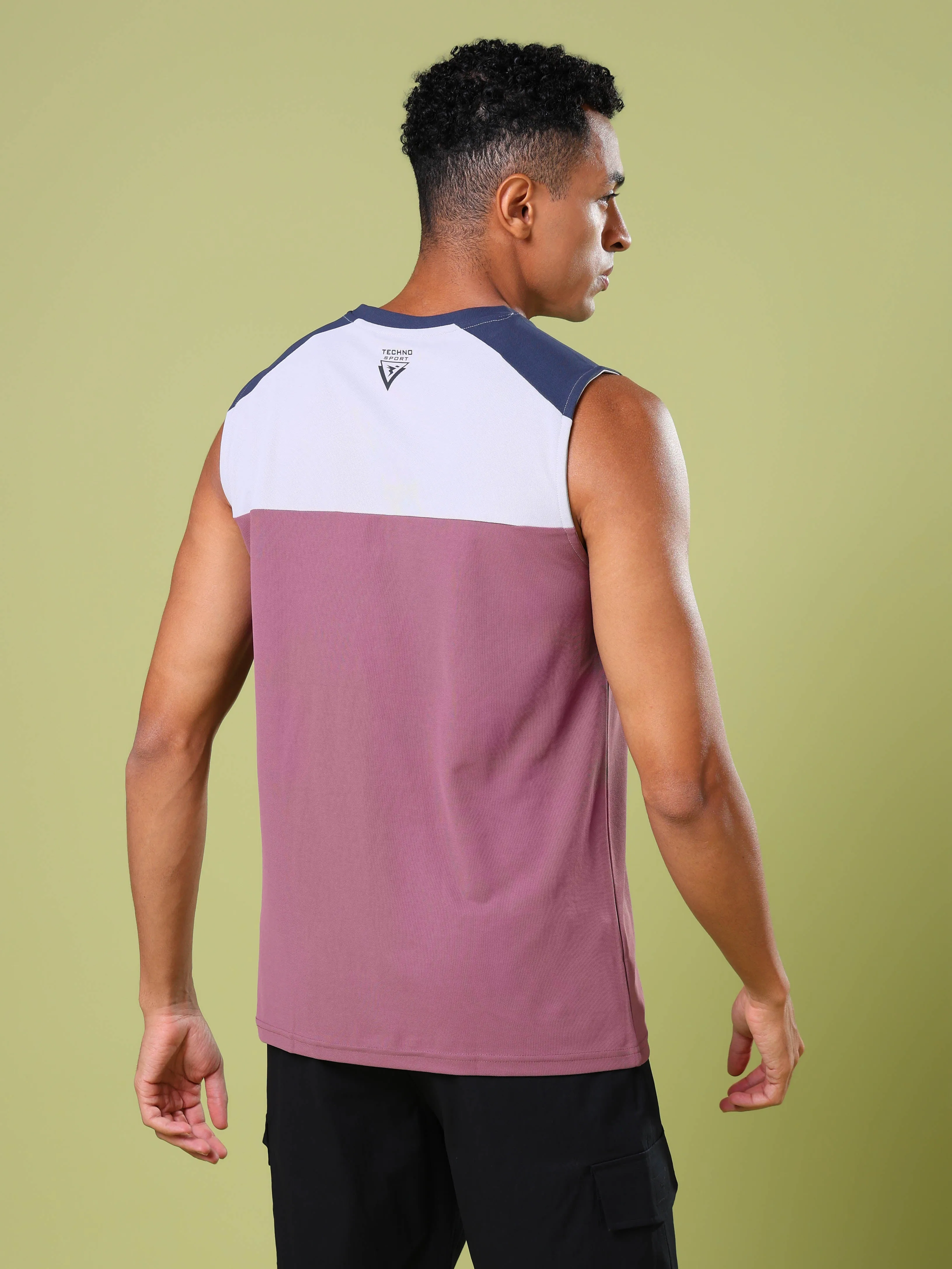 Men Colorblock Slim Fit Round Neck Sports Innerwear Vest with MATPIQ